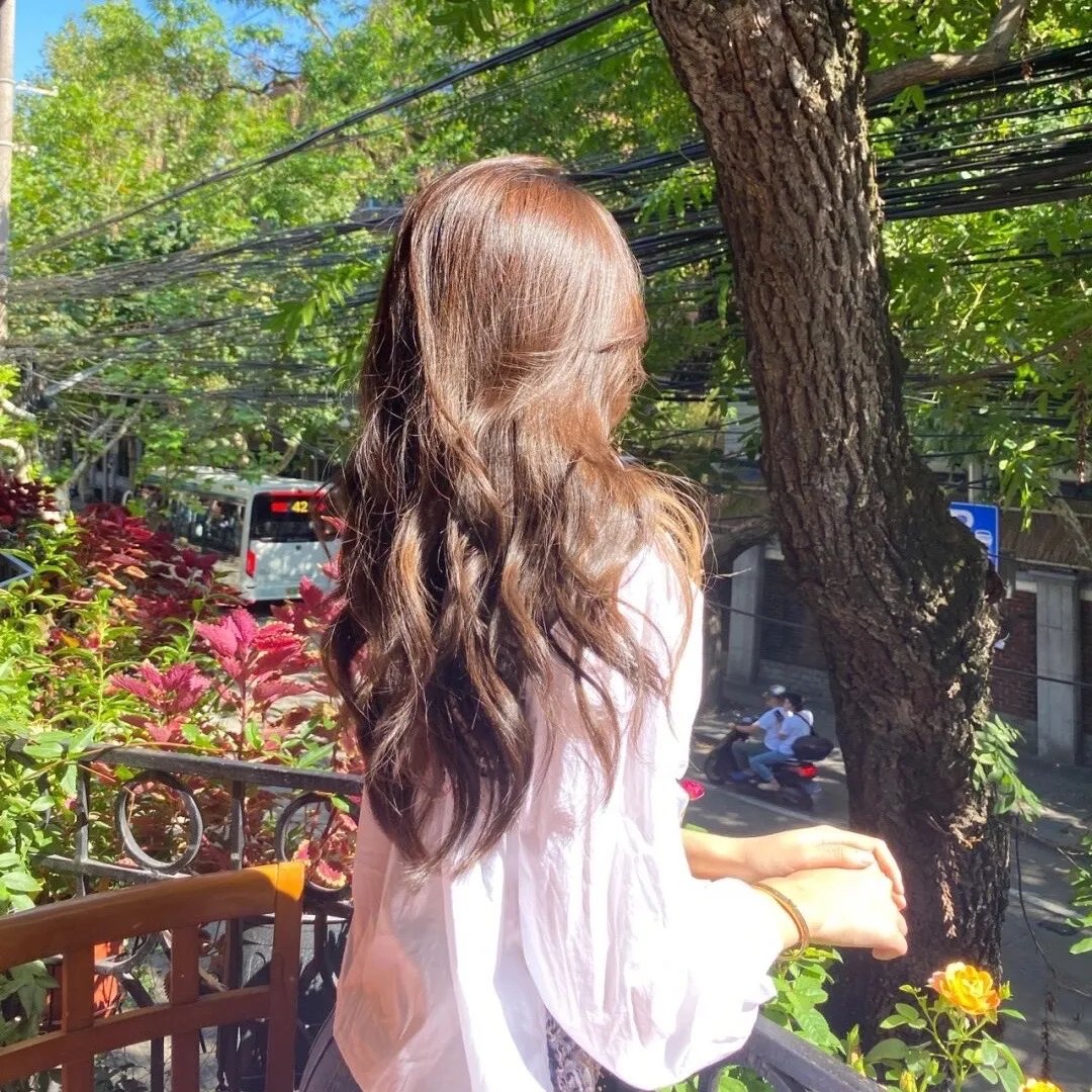 八零甜妻脸红红，教官老公追着哄